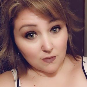 Meet your Posher, Joanie